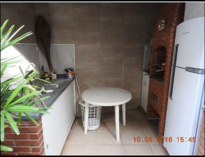 Sobrado à venda no Vila Linda: 