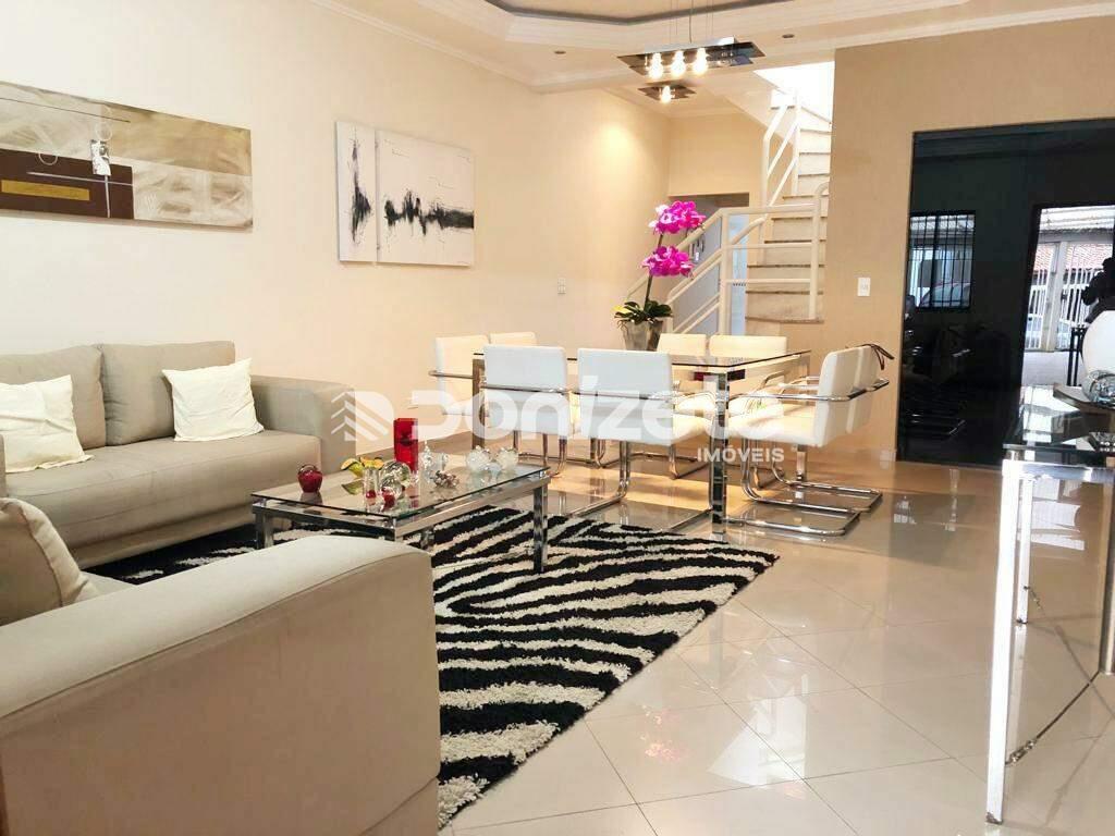 Sobrado à venda no Santa Teresinha: 