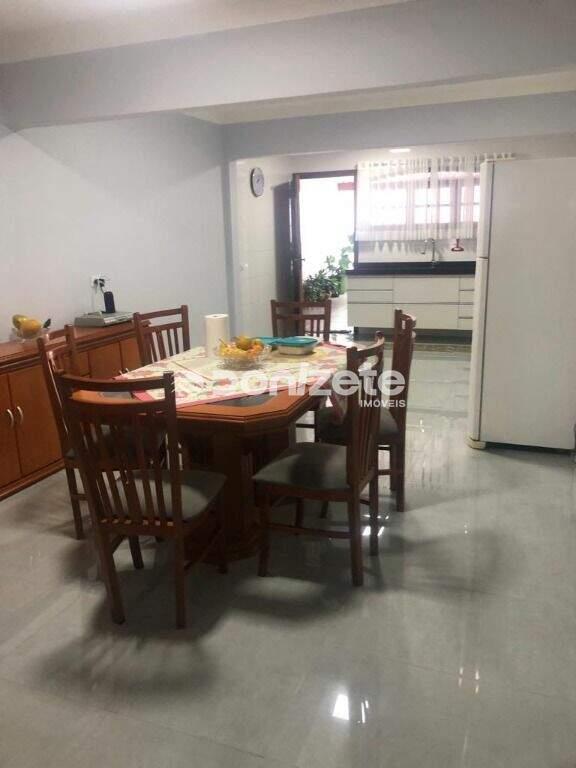 Sobrado à venda no Vila América: 