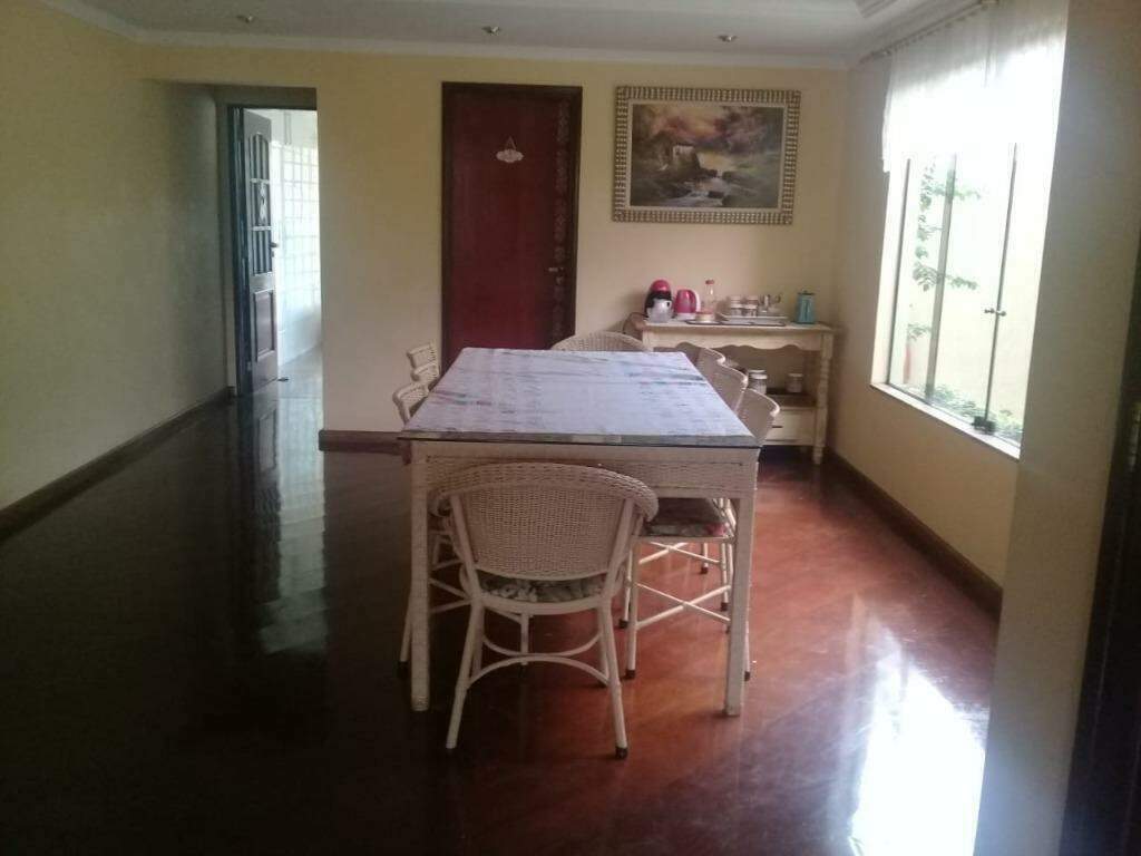 Sobrado à venda no Parque Jaçatuba: 