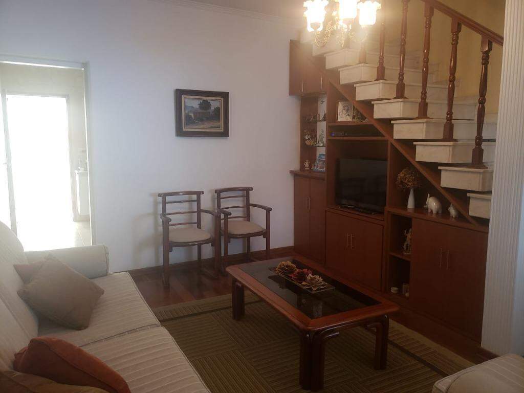 Sobrado à venda no Vila Bartira: 