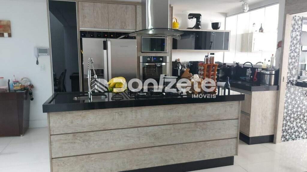 Sobrado à venda no Vila Vilma: 