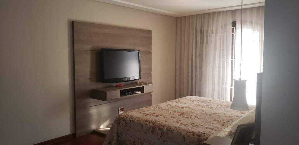 Sobrado à venda no Jardim Bom Pastor: 