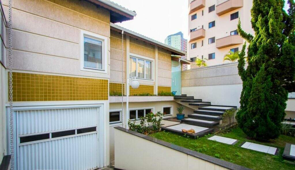 Sobrado à venda no Parque das Nações: 