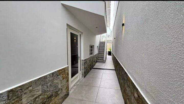 Sobrado à venda no Parque dos Pássaros: 