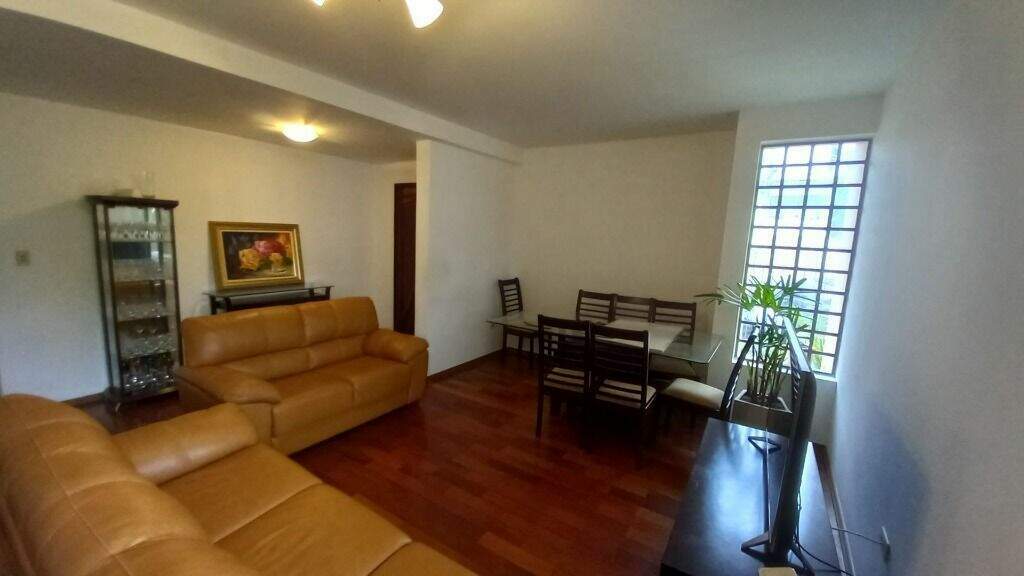 Sobrado à venda no Vila Scarpelli: 