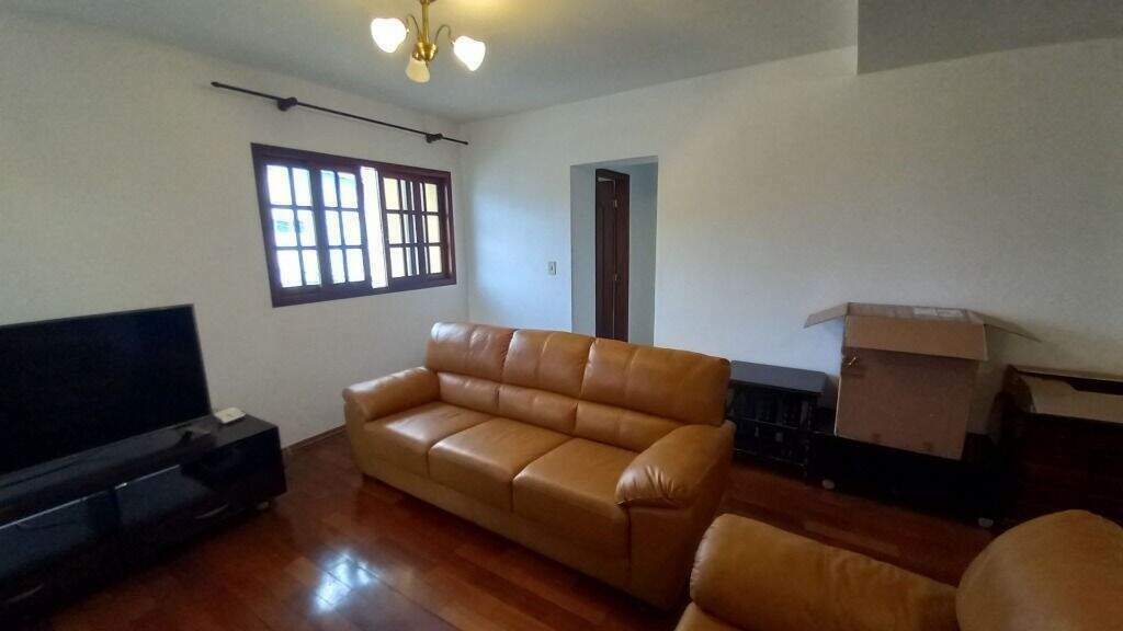 Sobrado à venda no Vila Scarpelli: 