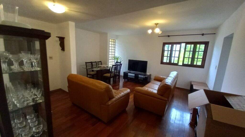 Sobrado à venda no Vila Scarpelli: 