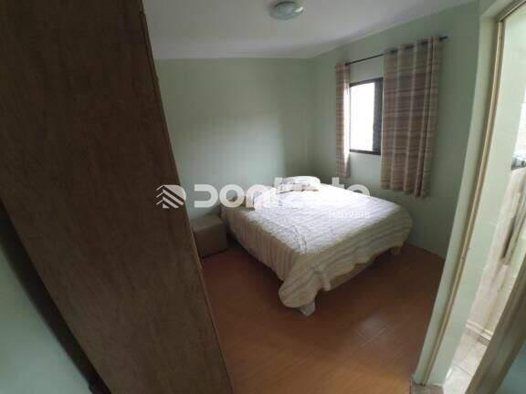 Sobrado à venda no Vila Eldízia: 