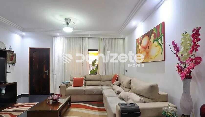 Sobrado à venda no Vila Humaitá: 