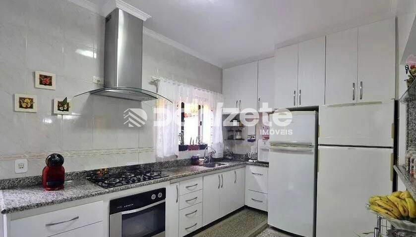 Sobrado à venda no Vila Humaitá: 