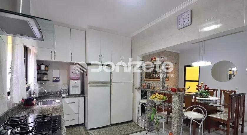 Sobrado à venda no Vila Humaitá: 