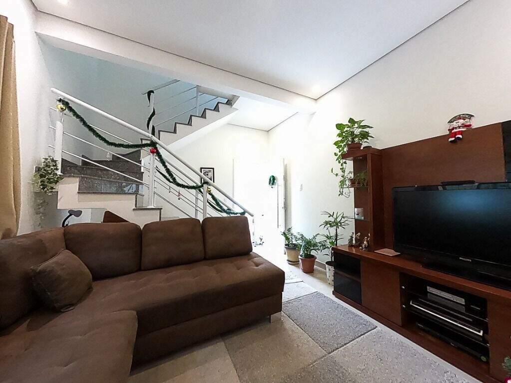 Sobrado à venda no Jardim Santo Alberto: 