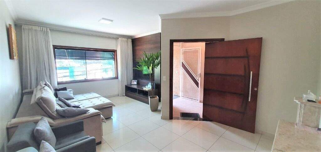 Sobrado à venda no Vila Apiaí: 