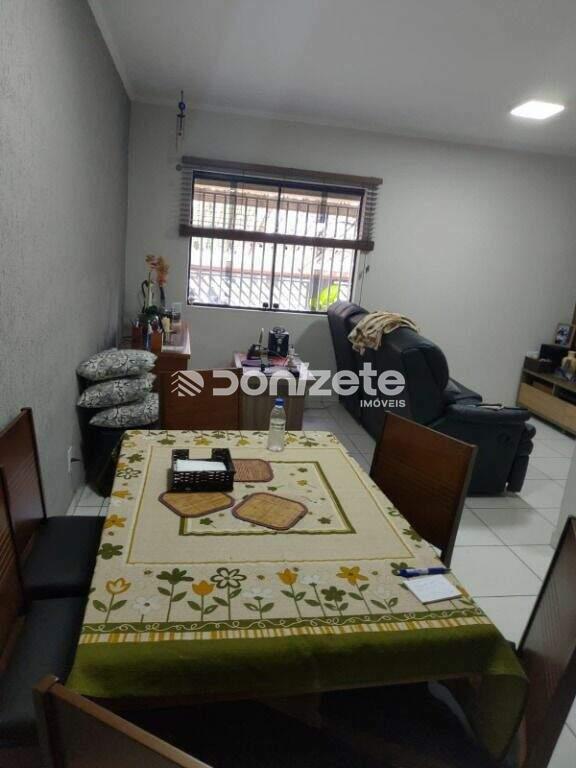 Sobrado à venda no Campestre: 