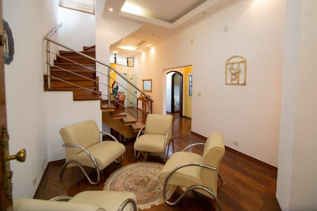 Sobrado à venda no Vila Eldízia: 