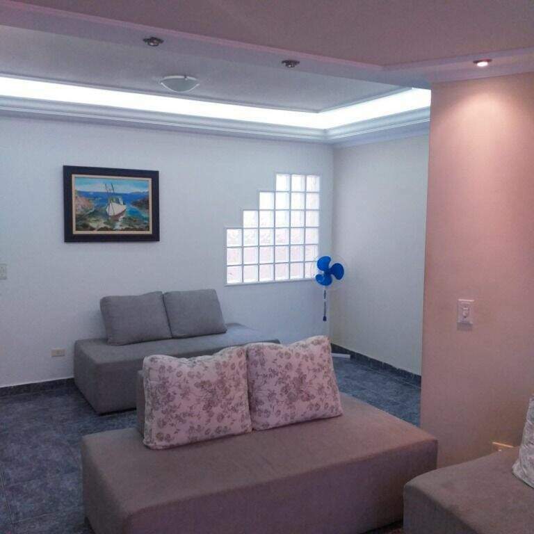 Sobrado à venda no Jardim Utinga: 