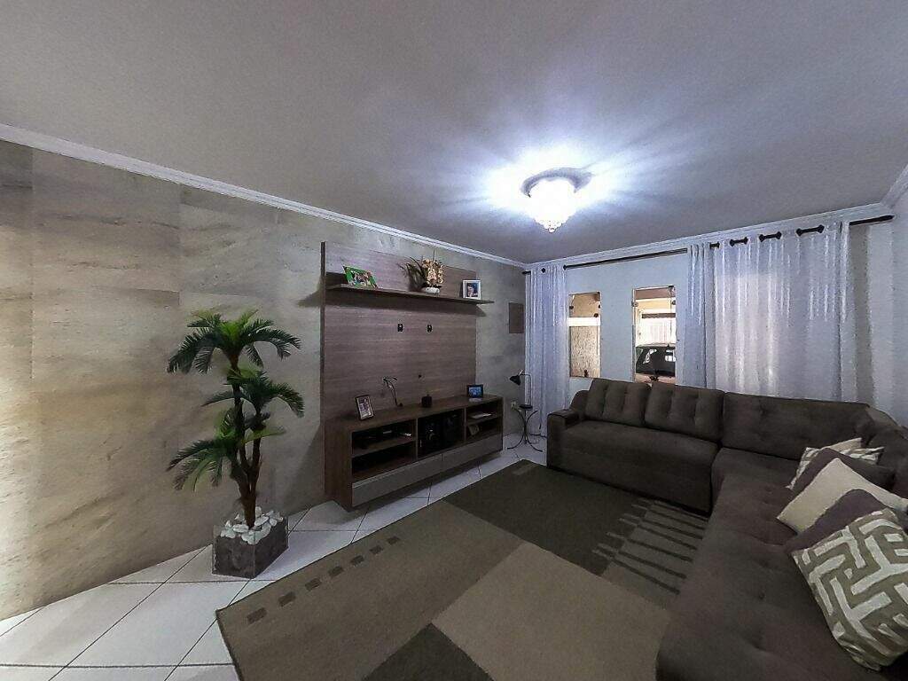 Sobrado à venda no Jardim Santo Alberto: 