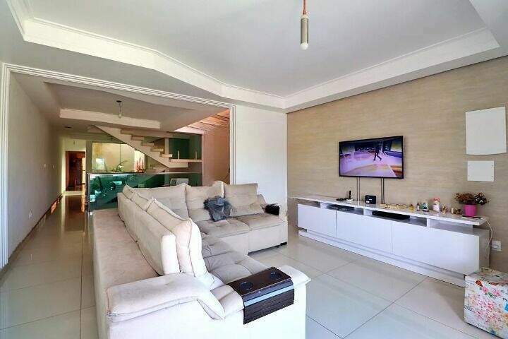 Sobrado à venda no Vila Assunção: 