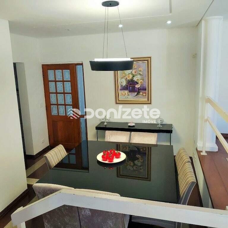 Sobrado à venda no Campestre: 