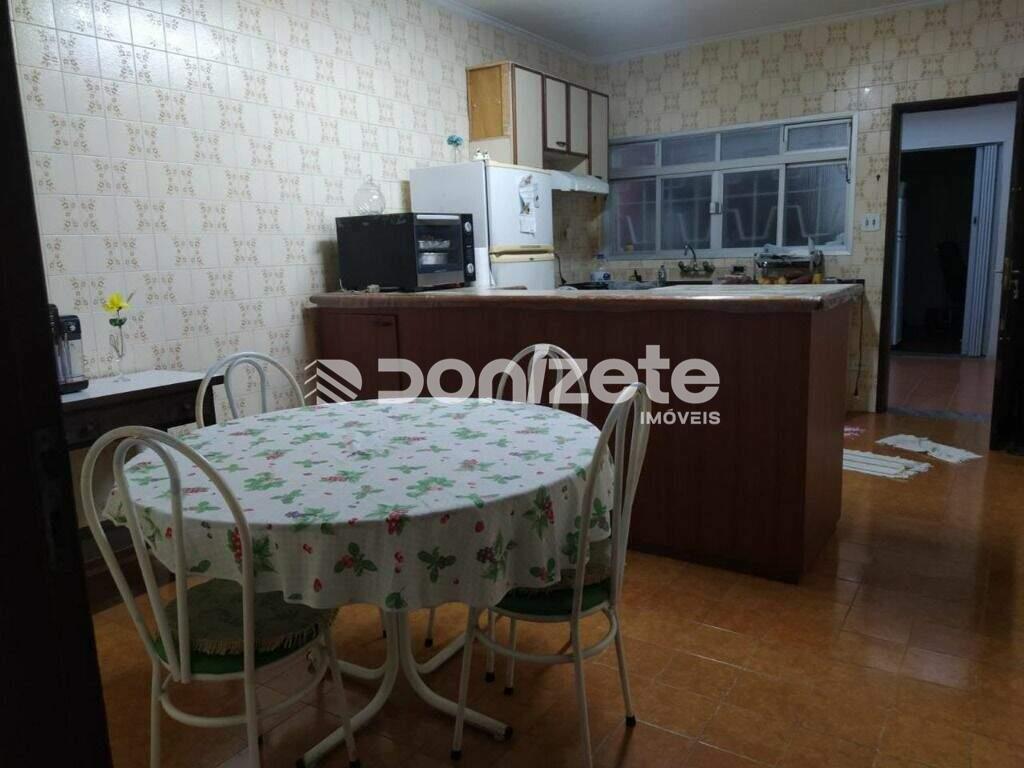 Sobrado à venda no Vila Linda: 