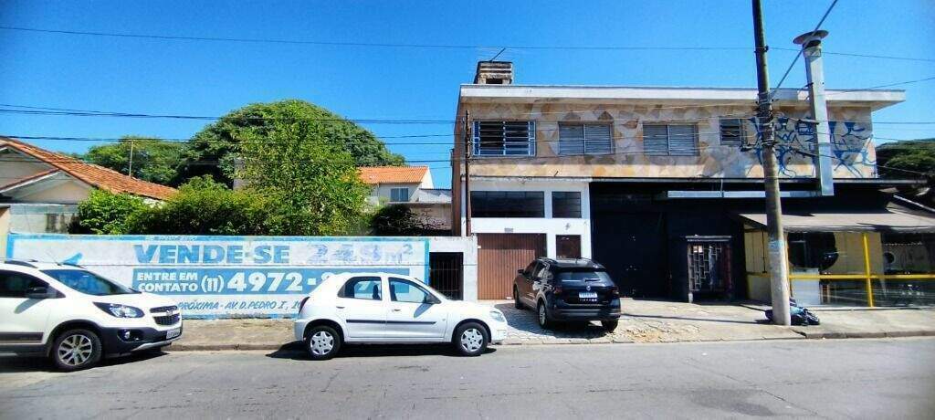 Sobrado à venda no Parque Industriário: 