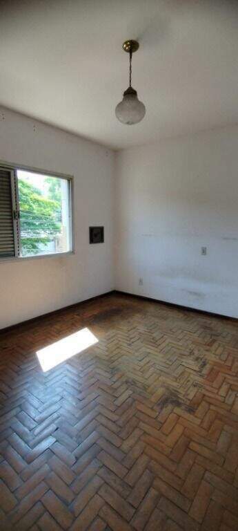 Sobrado à venda no Parque Industriário: 