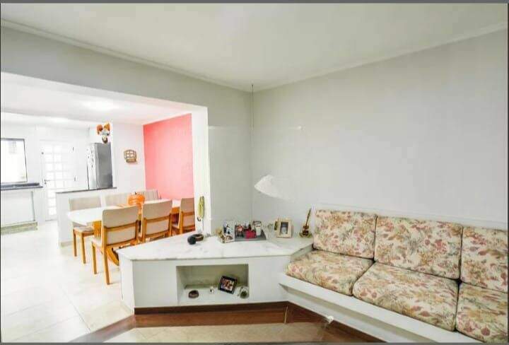 Sobrado à venda no Vila Santa Teresa: 