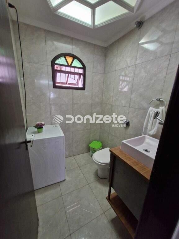 Sobrado à venda no Campestre: 