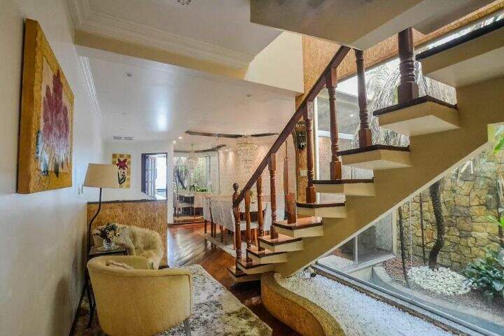 Sobrado à venda no Vila Linda: 