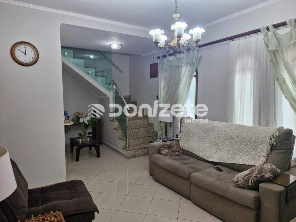 Sobrado à venda no Campestre: 