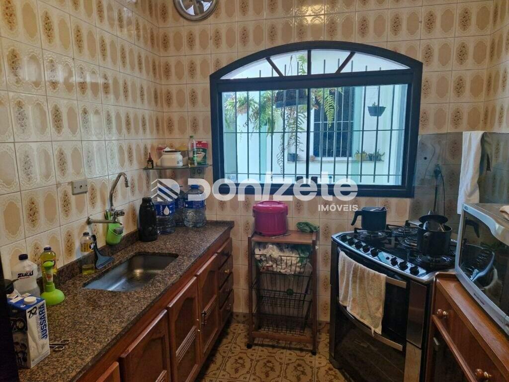 Sobrado à venda no Campestre: 