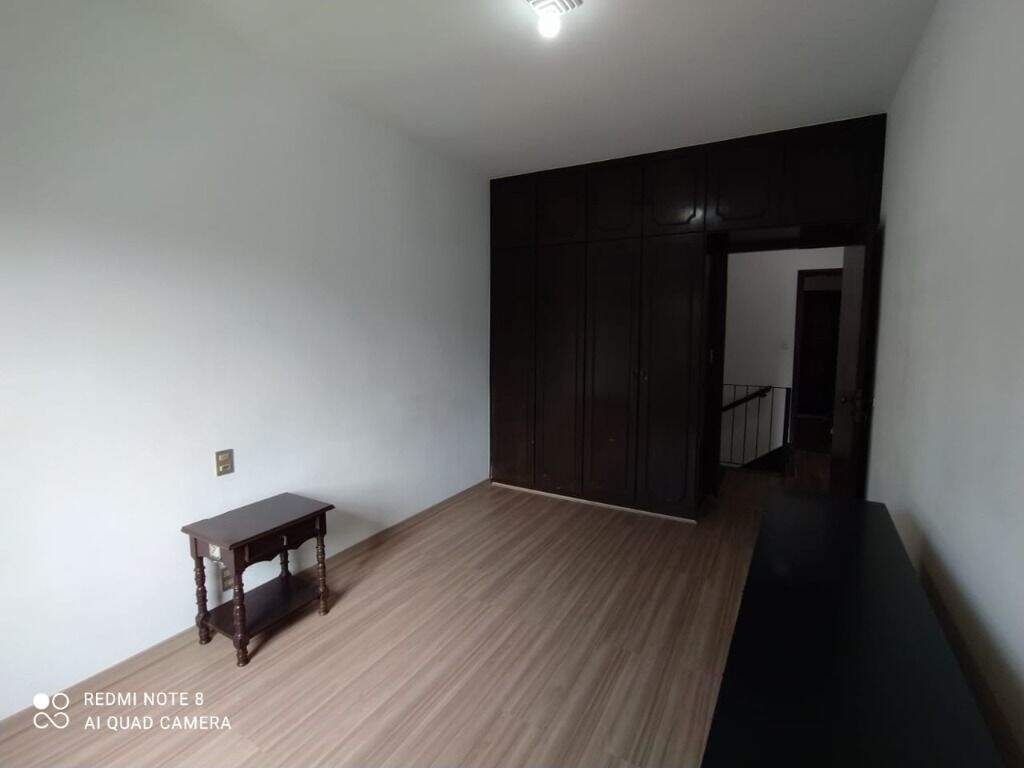 Sobrado à venda no Jardim: 