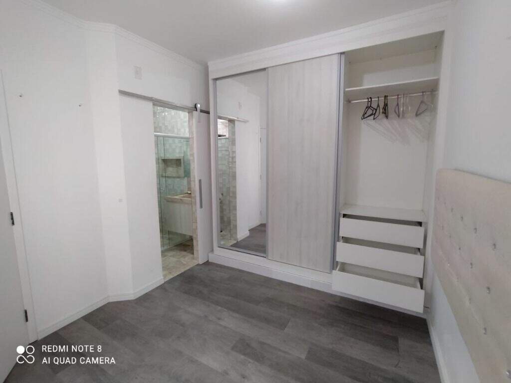 Sobrado à venda no Jardim: 