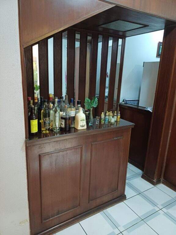 Sobrado à venda no Parque Industriário: 