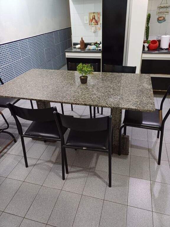 Sobrado à venda no Parque Industriário: 