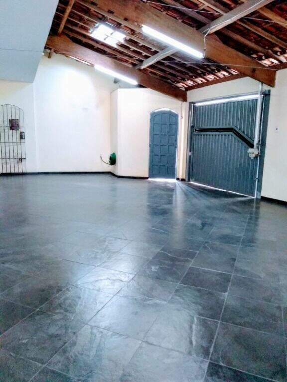 Sobrado à venda no Vila Guarani: 