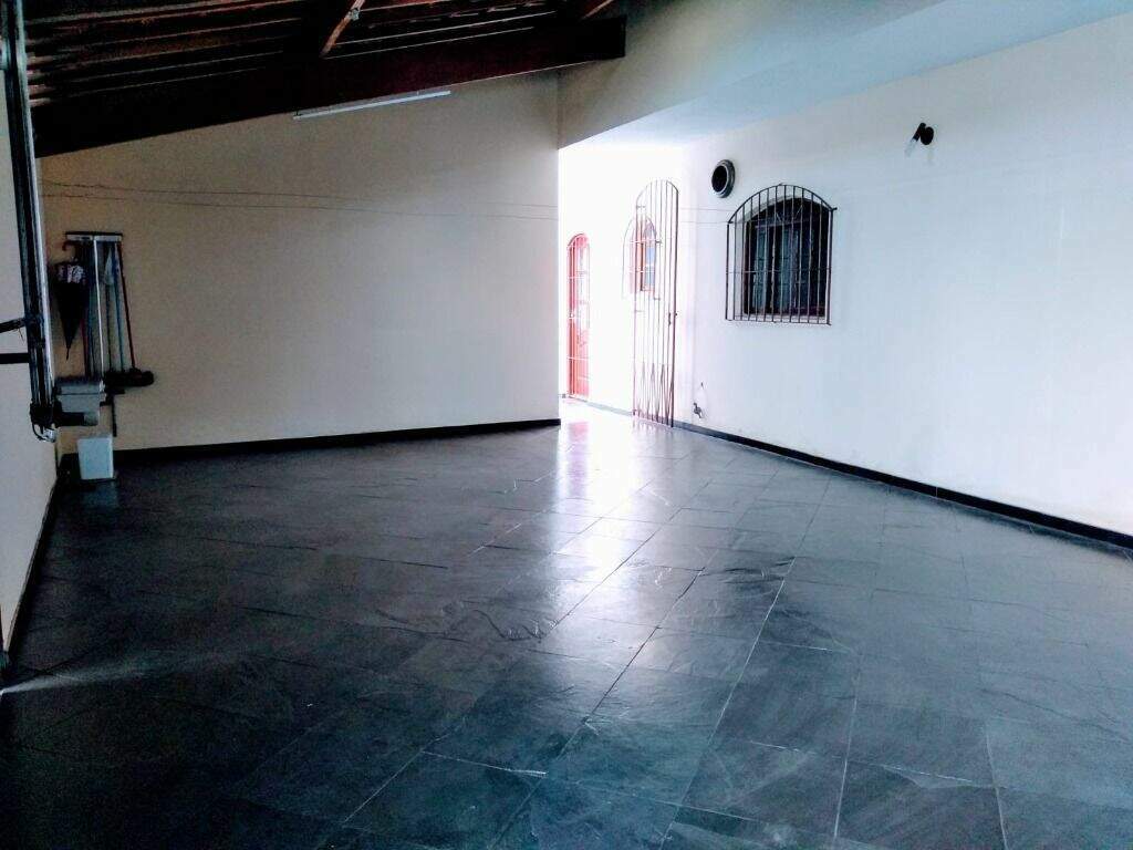 Sobrado à venda no Vila Guarani: 