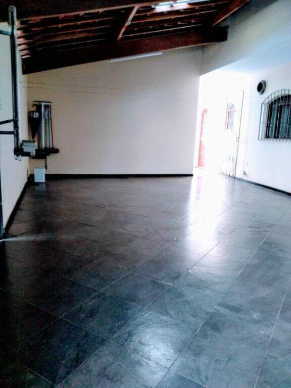 Sobrado à venda no Vila Guarani: 