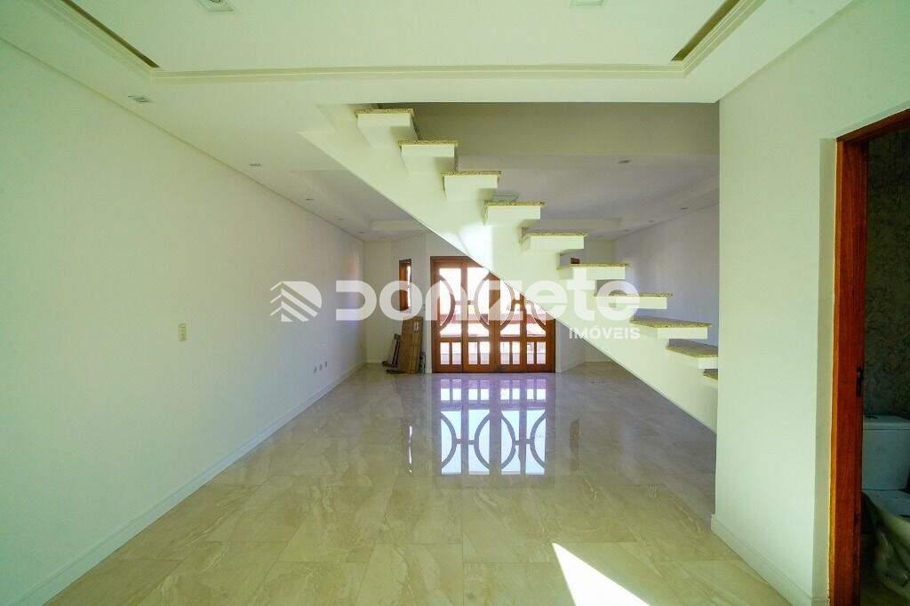 Sobrado à venda no Santa Maria: 