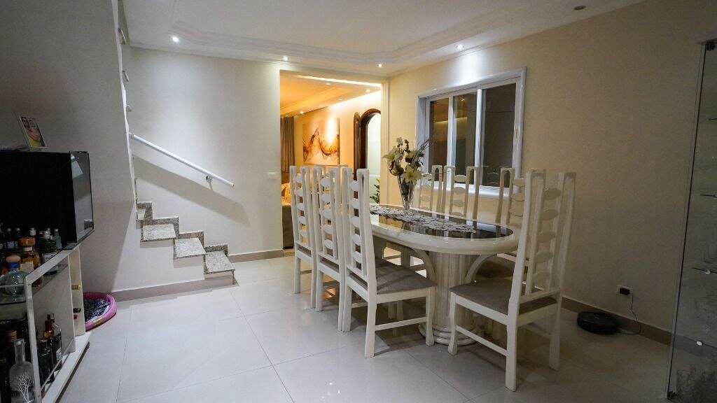 Sobrado à venda no Parque João Ramalho: 