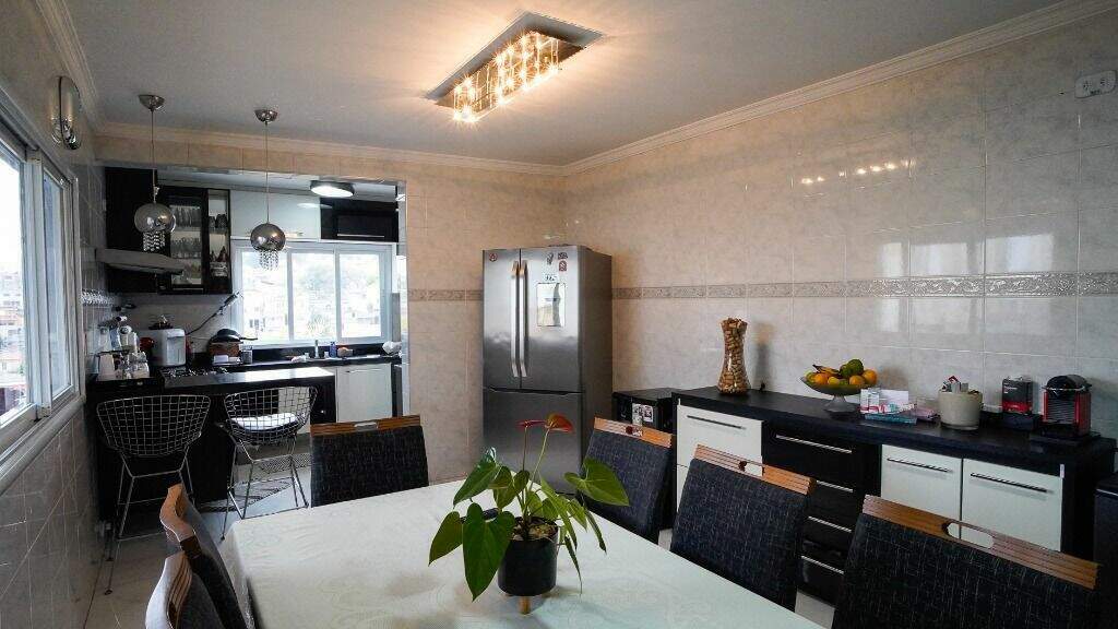 Sobrado à venda no Parque João Ramalho: 