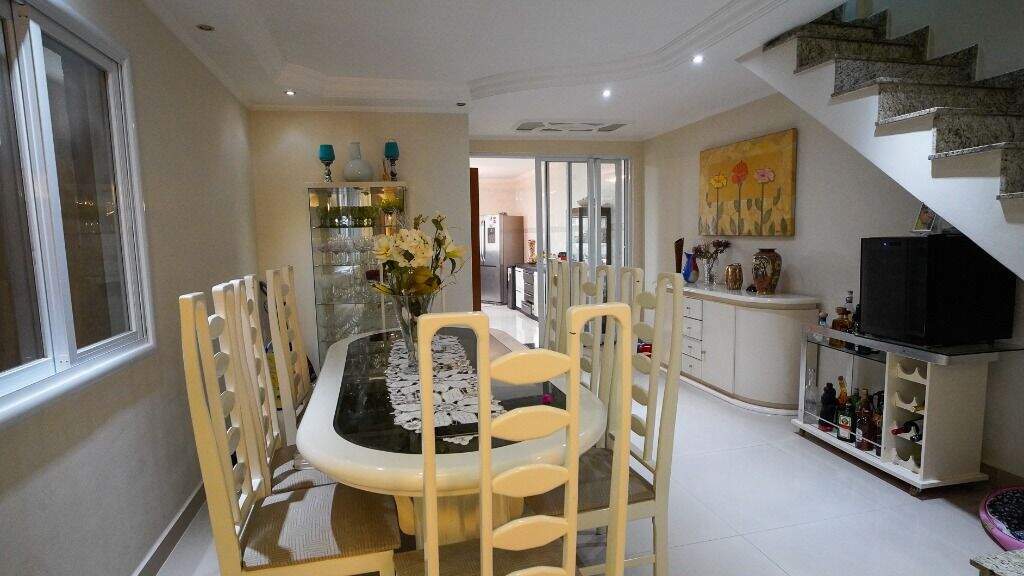 Sobrado à venda no Parque João Ramalho: 