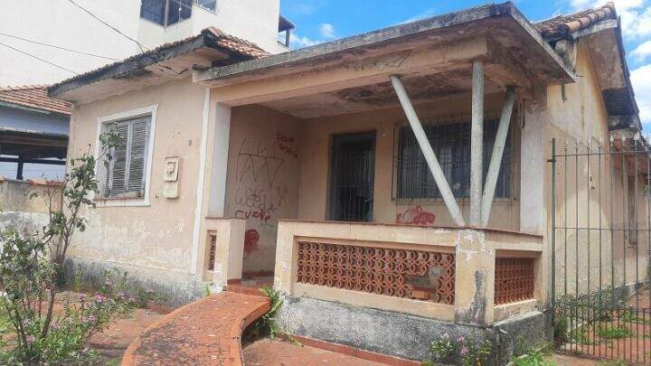 Terreno à venda no Utinga: 