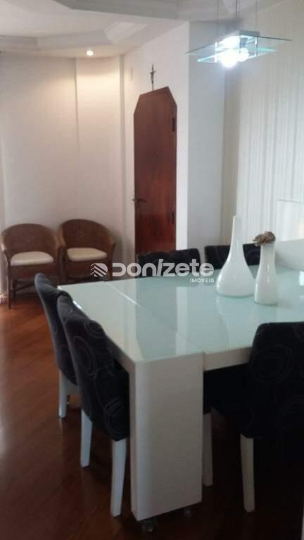 Apartamento à venda no Santa Teresinha: 