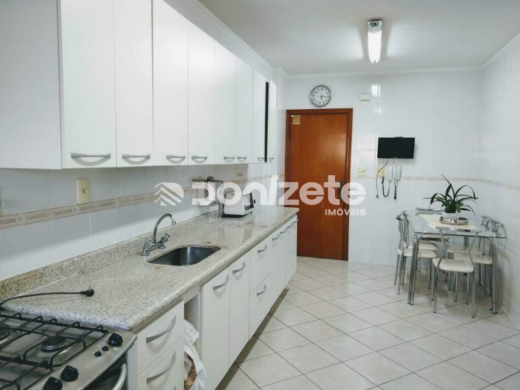 Apartamento à venda no Vila Bastos: 