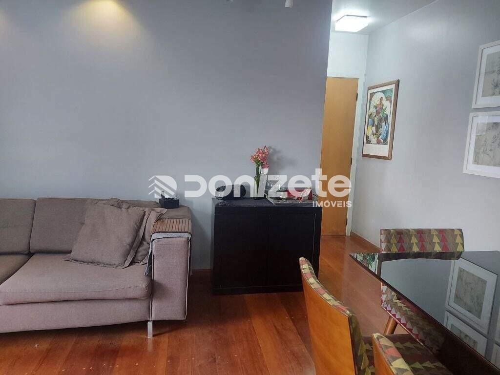 Apartamento à venda no Vila Valparaíso: 