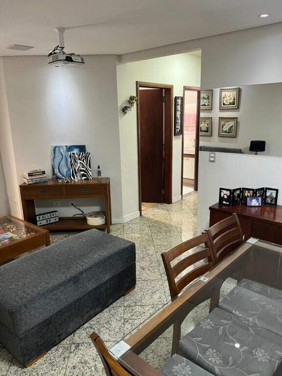 Apartamento à venda no Parque Industriário: 