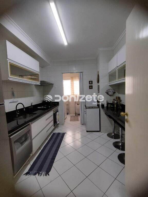 Apartamento à venda no Vila Valparaíso: 