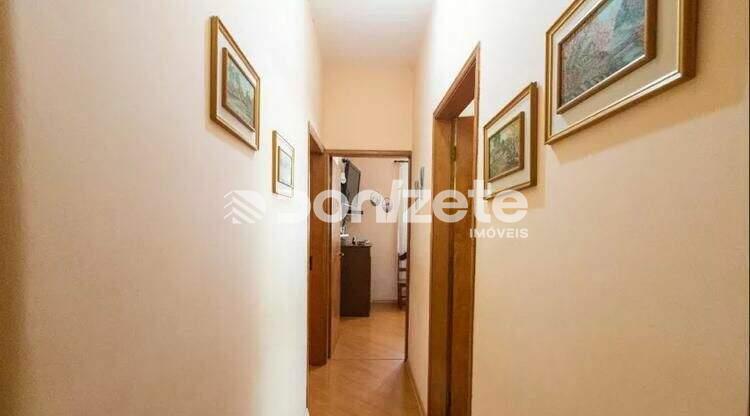 Casa à venda no Campestre: 